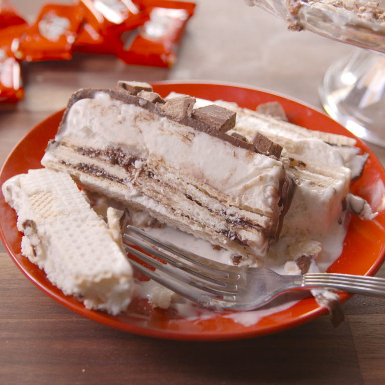 Kit Kat Ice Cream Cake Recipe