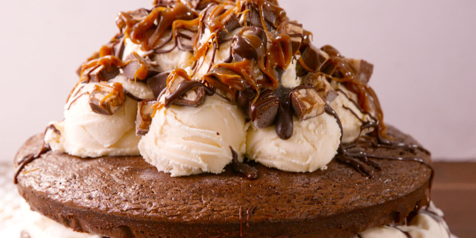 Snickers Brownie Ice Cream Cake Snickers Brownie Ice Cream Cake