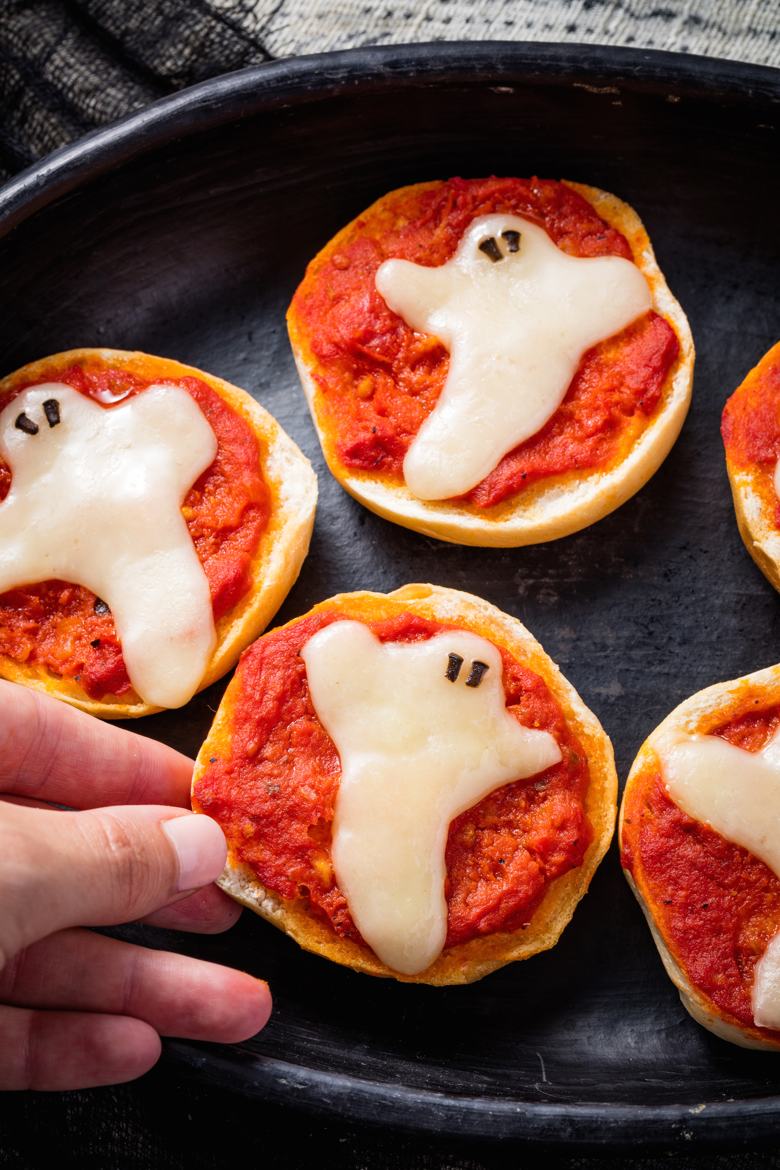 20+ Easy Halloween Appetizers - Best Recipes for Halloween Appetizer