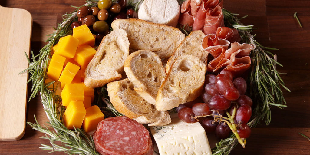 70+ Easy Christmas Appetizer Recipes - Best Holiday Party Appetizers—Delish.com