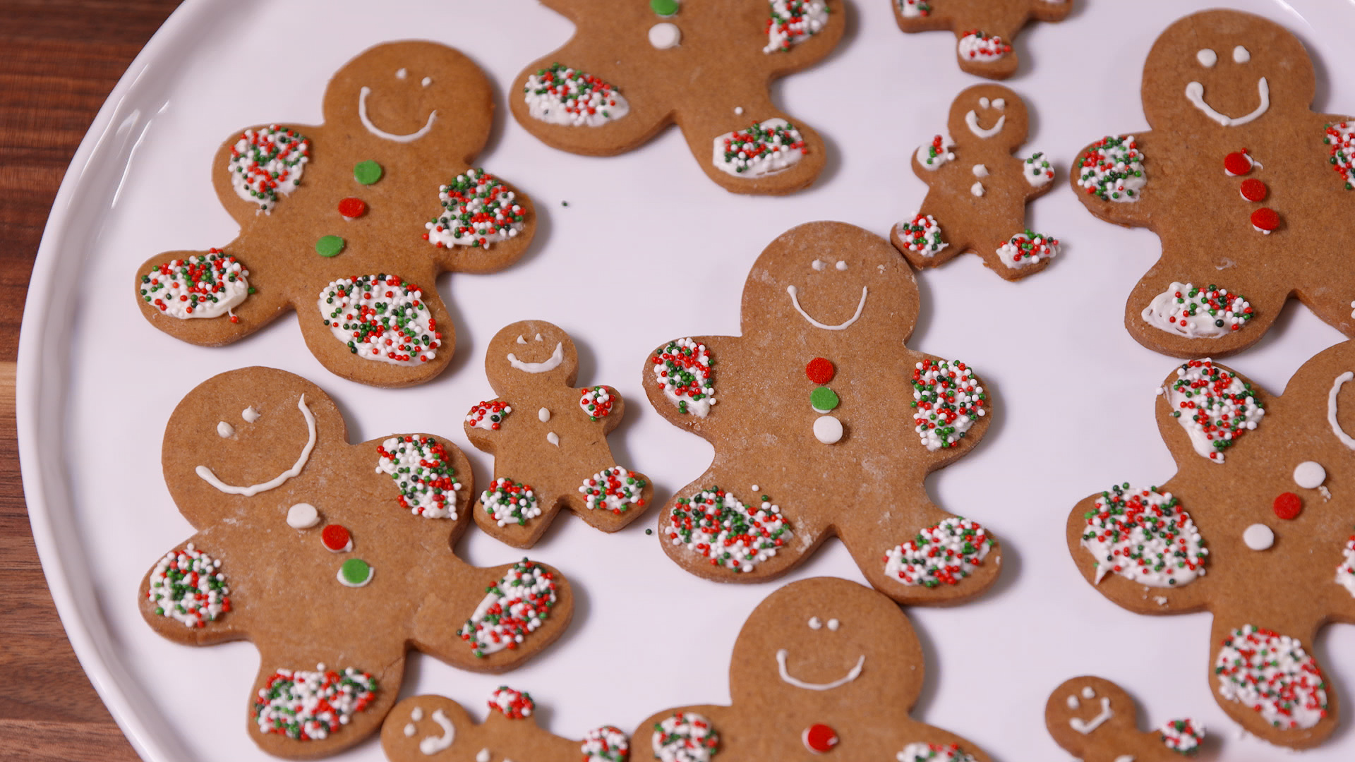 17 Easy Gingerbread Cookie Recipes How to Make Gingerbread