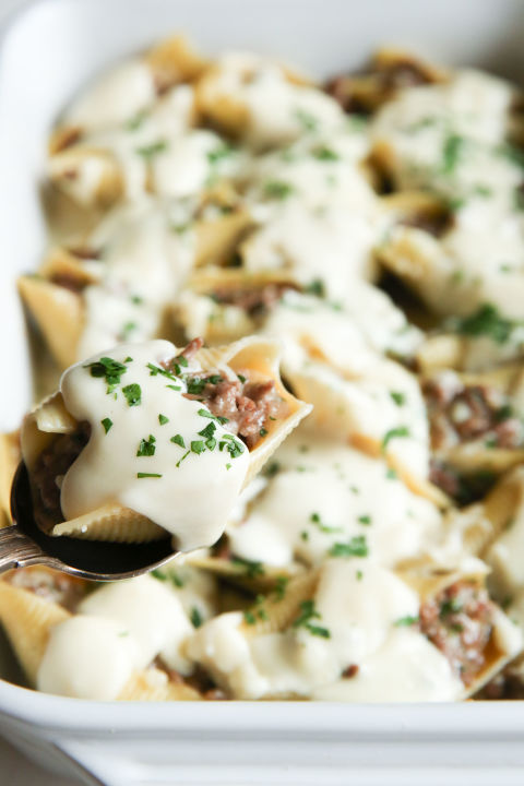 Cheesy Stuffed Shells Vertical