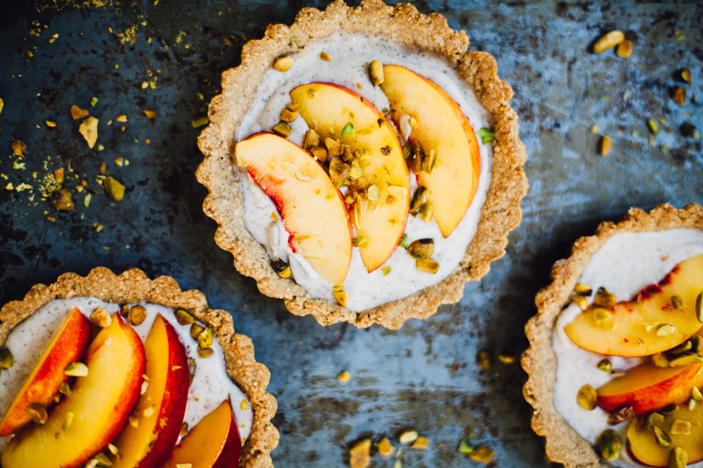 10 Easy Nectarine Dessert Recipes Best Desserts with Nectarines