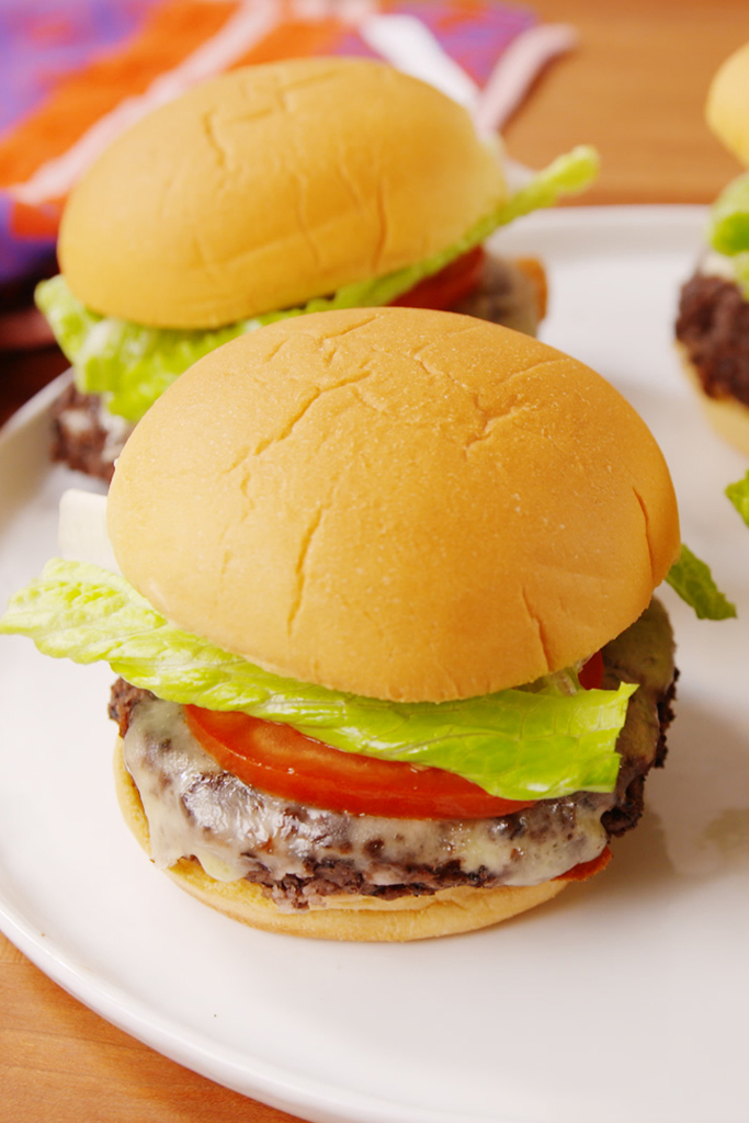 18 Best Veggie Burger Recipes - How to Make Homemade Veggie Burgers