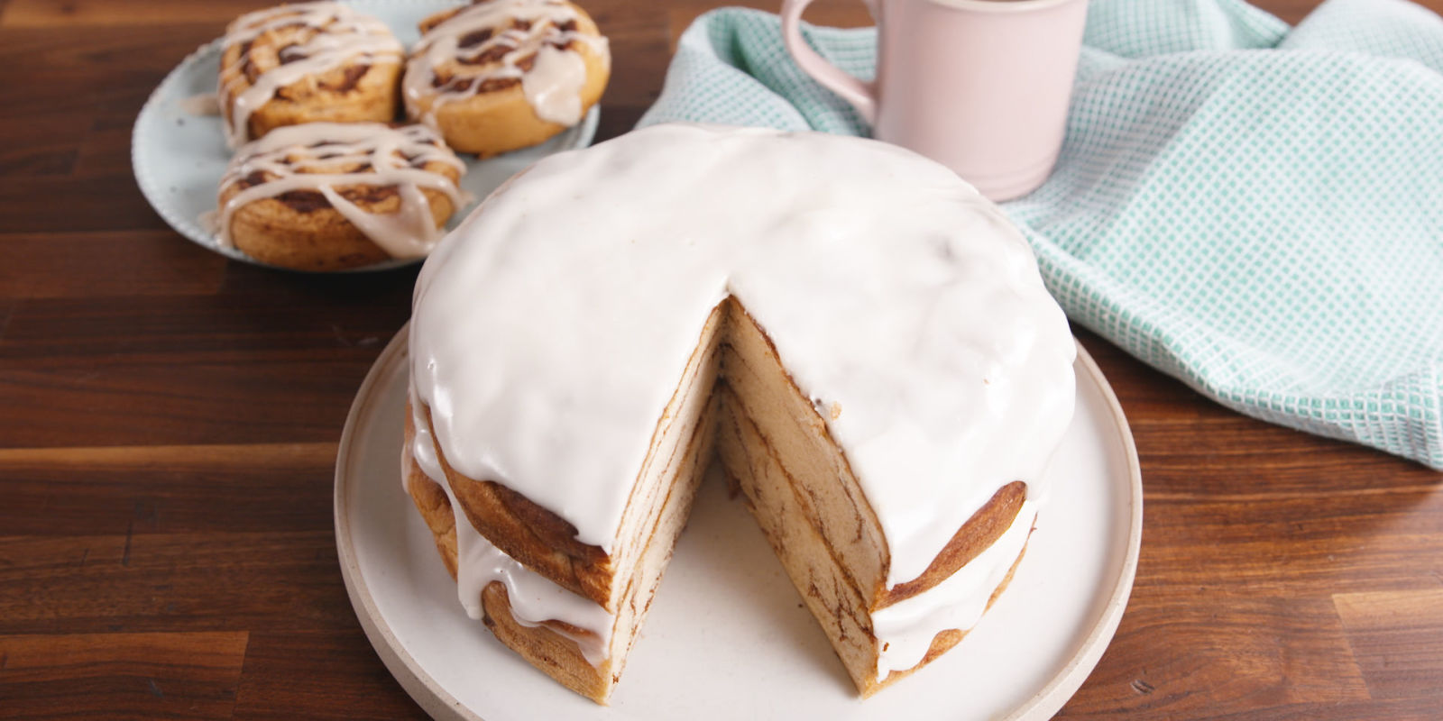 Sam's Club Is Selling A Massive, 44Ounce Cinnamon Roll