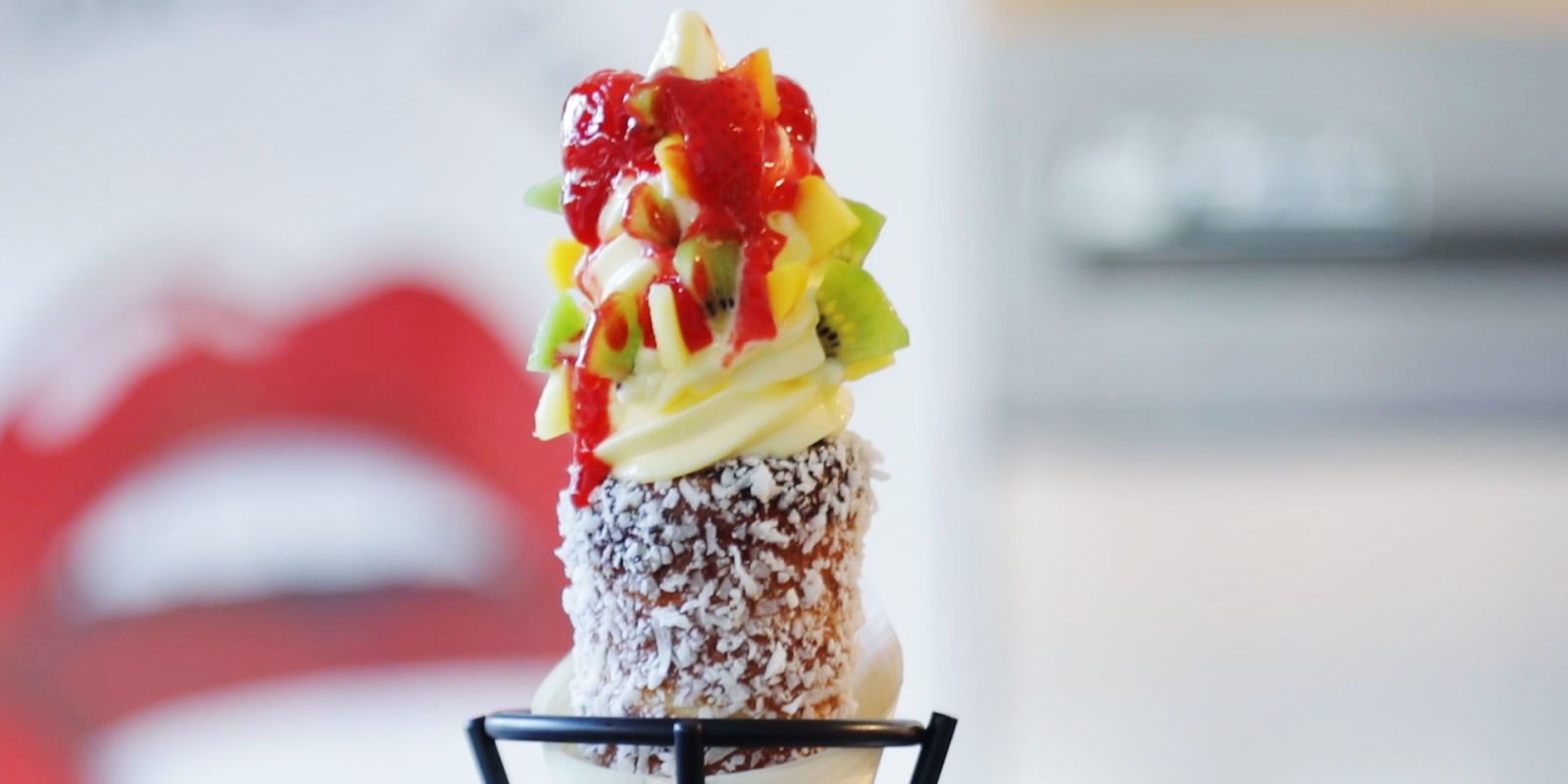 Chimney Cakes Put All Other Ice Cream Cones To Shame