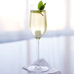 Easy champagne drink recipes Easy champagne drink recipes