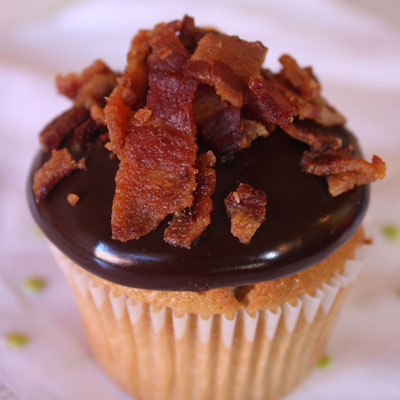 Christmas chocolate cake with maple icing and bacon Christmas chocolate cake with maple icing and bacon