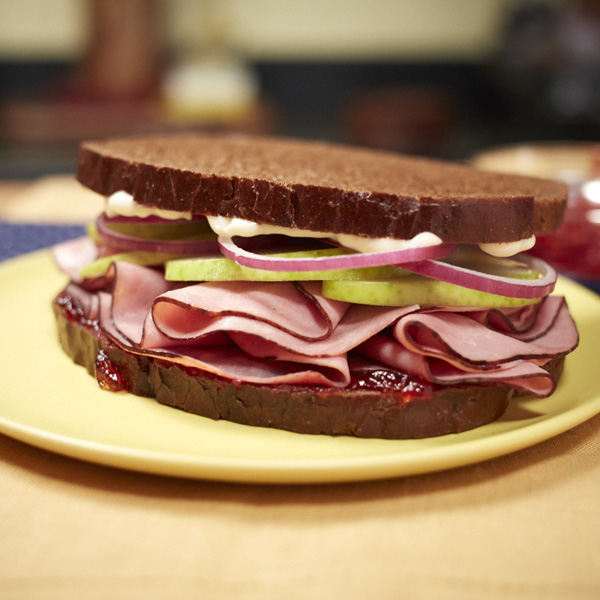 MIRACLE WHIP Ham on Dark Rye Recipe