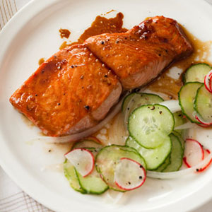 How To Make Broiled Salmon Cakes How To Make Broiled Salmon Cakes