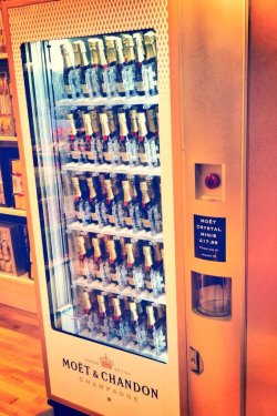 chagne vending machine moet chandon dispenser chagne vending machine moet chandon dispenser